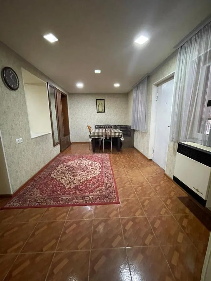 טביליסי Gio Apartment